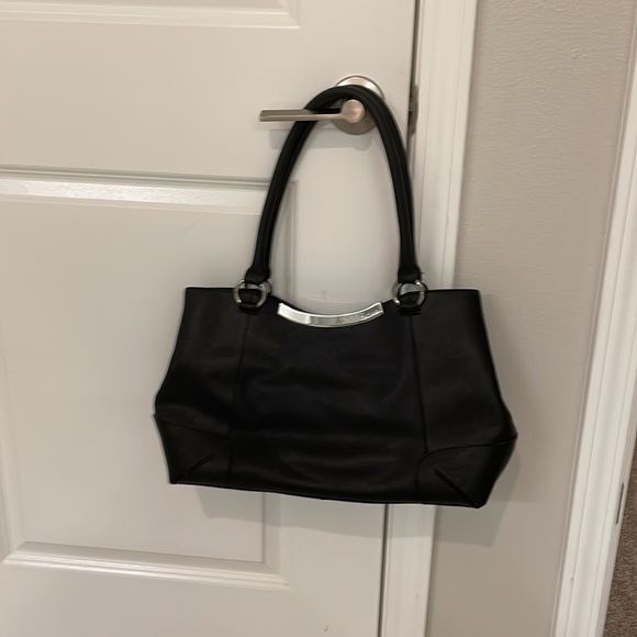 Black Calvin Klein Shoulder Bag with Blue Wallet - Picture 9 of 12